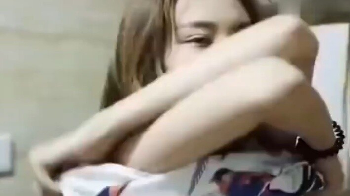 Film|Variety Show|A Girl Living with A Gross Man Are in Danger