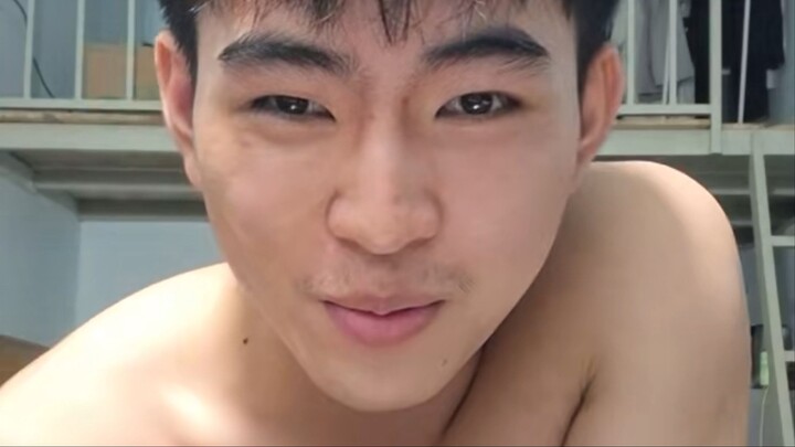 My name is Hiểnn (@hien310886) TikTok LIVE 31.10.26 17h