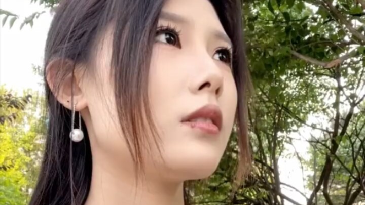 “ทำไมเธอไม่จูบฉันล่ะ”