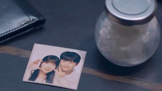 It turns out that Sun Jae has a photo of them together, and has kept the mint candy given by the her