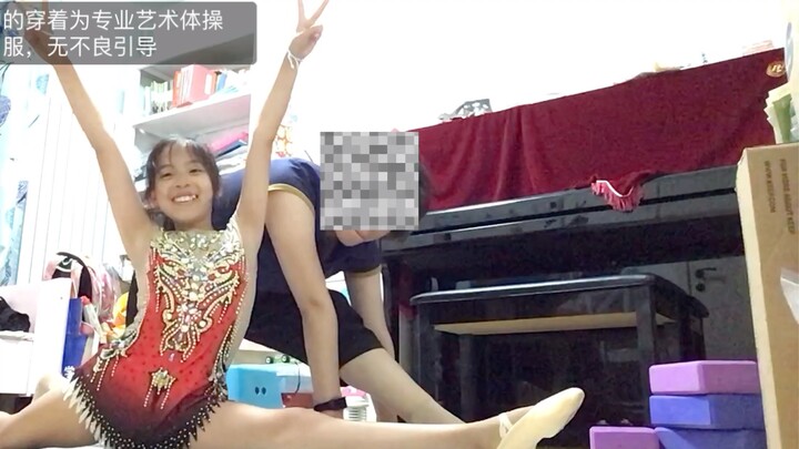 今天和女儿一起练功