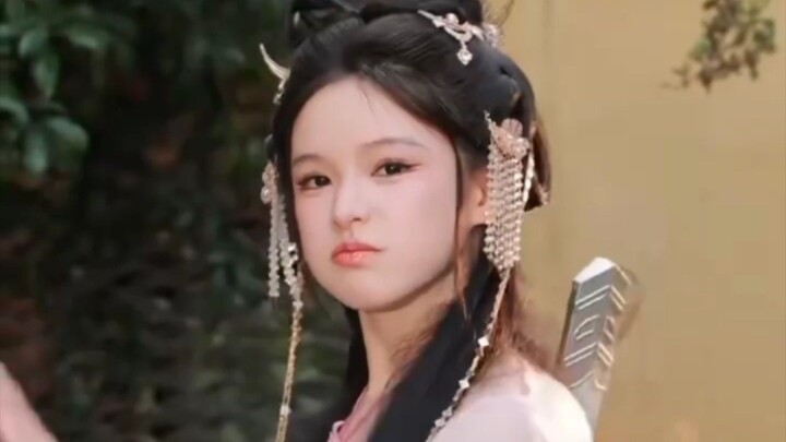 Wanita donghua di dunia nyata