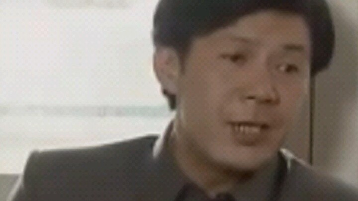 One thinks it is sunny, the other thinks it is cloudy, only God knows