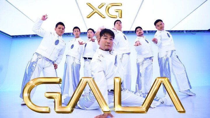 GALA's amazing cover dance from the Japanese region