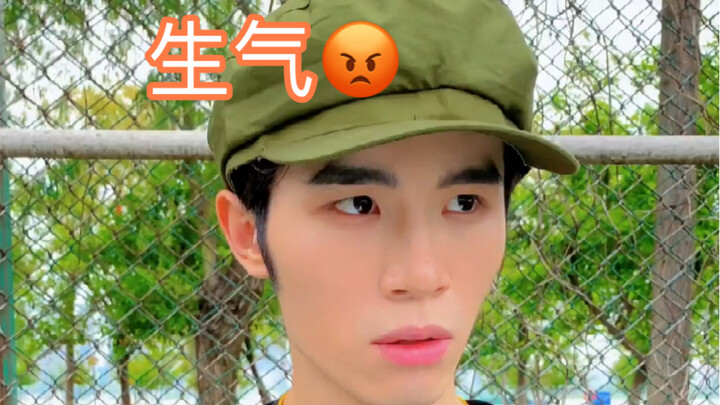 小芬：谢谢，已经憋出腹肌了
