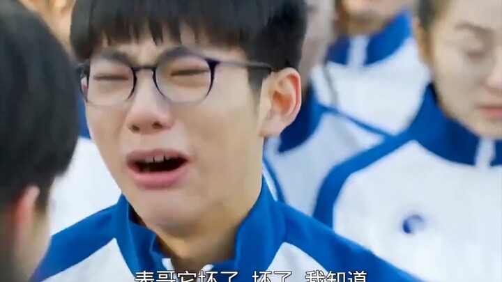 Một số thứ không chỉ là đồ vật, mà còn là nơi gửi gắm nỗi nhớ và tình cảm.