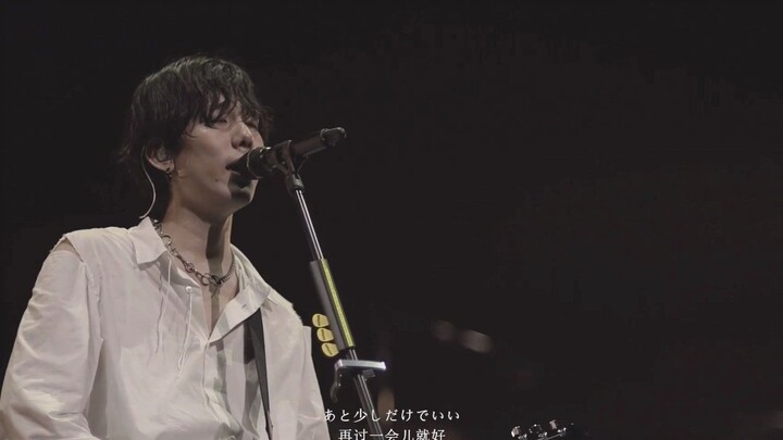 RADWIMPS 现场版《なんでもないや》唱哭你的名字