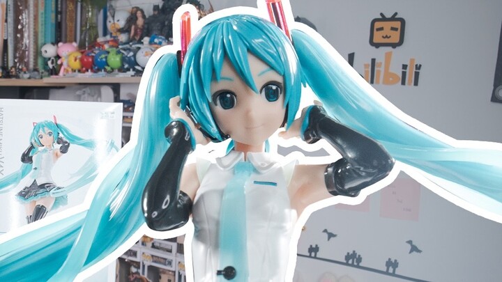 300 หยวนเพื่อซื้อสองผม? Bandai Black Technology ประกอบ Hatsune [โรงงานของเล่นไข่กวน]