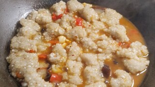 《 富 婆 的 早 餐 》