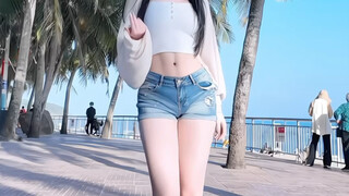 iHuman Social Fear in Hainan's catwalk quietly