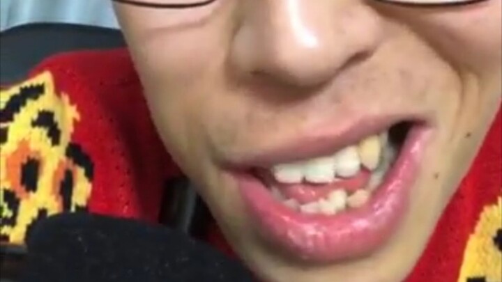 Cả quá trình các bạn chỉ toàn chúc phúc, còn phần mở đầu của tôi thì như đang chế giễu.