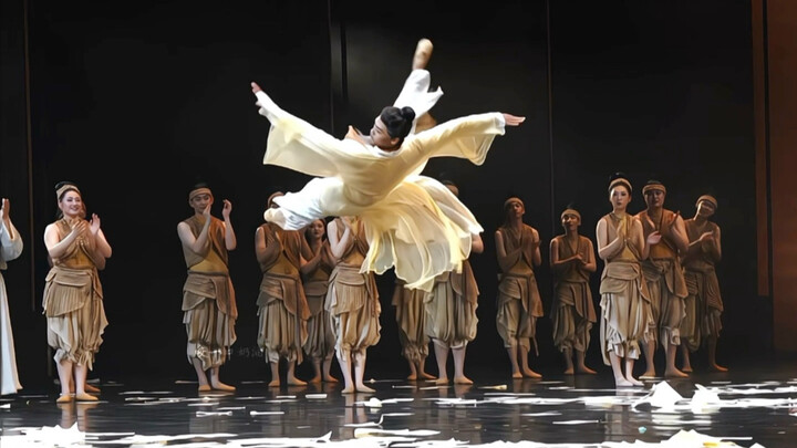 [Dance Drama "The Exploitation of the Works of Nature"] All members of the "Tiangong Men's Group" ca