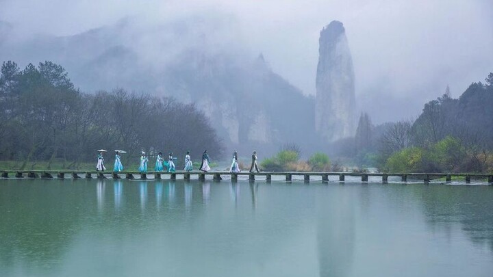 Studio Wanwusheng [Jianwang 3] Video Cosplay Potret Grup Changgemen "Memegang Bulan dalam Pelukanku"