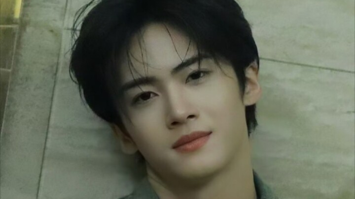 “Ngày Thông Báo Kỳ Diệu” Tổng Hợp Vũ Đạo của Nhan Ân: “Yes or Yes”, “Cake”, “Bad Guy”