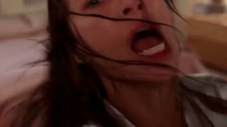 男子学会影身，扒了女同事衣服，再占有