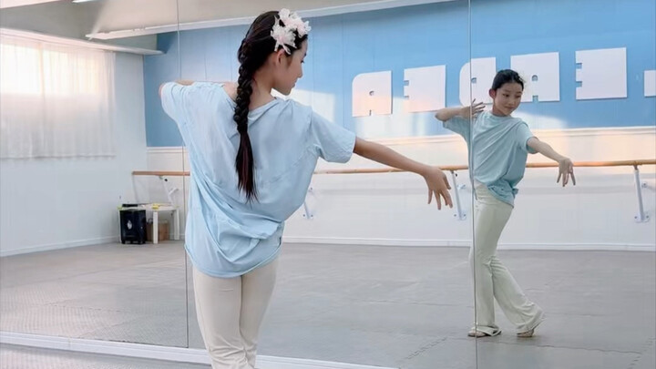 Full version of the “Beginning of Spring” dance, with a back-view tutorial. Recently, we’ve received