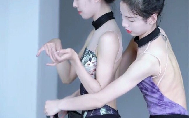 Daily training for dancing girls 40