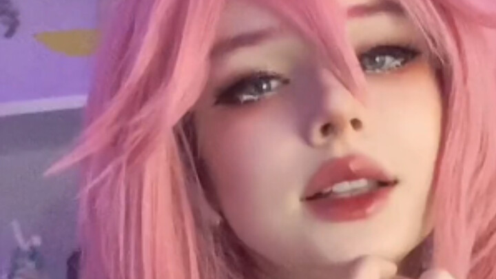 Russia’s Yae Miko Is So Gentle