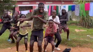 Guys, you danced so well! The choreography is really creative!