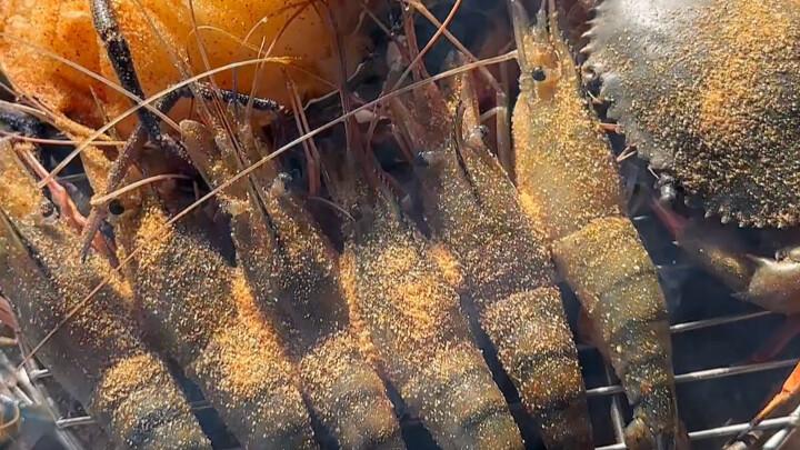 Thai locals’ seafood feast—lobster and all—you really can get tired of it.
