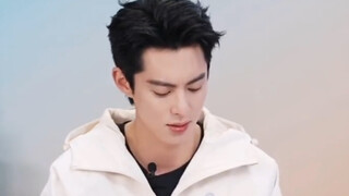 Wang Hedi cho biết anh không hành động như một đứa trẻ hư hỏng, nhưng anh vẫn hành động như một đứa 