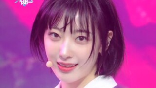 Nhóm nhạc nữ thể hình H1-KEY "Hoa hồng nở giữa các tòa nhà (Rose Blossom)" 230106 Sân khấu đầu tiên 