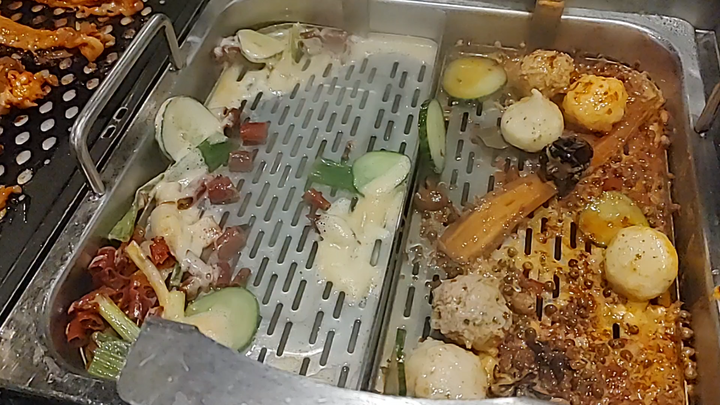 Teknologi hot pot terus berkembang pesat—beneran bisa naik-turun sekarang? 😳