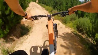 阎王：如果感到开心你就拍拍手嘿嘿！！！