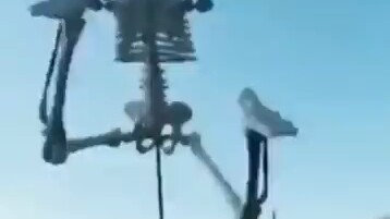 Terbangnya Tengkorak