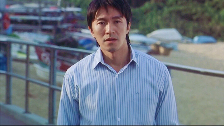 السيد شينغ يتقن التفاصيل ببراعة، فحركة واحدة تكفي لتجسّد مرارة حياة الإنسان الصغير.