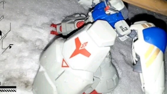 Gp 02 Gundam launches a nuclear bomb, real scene