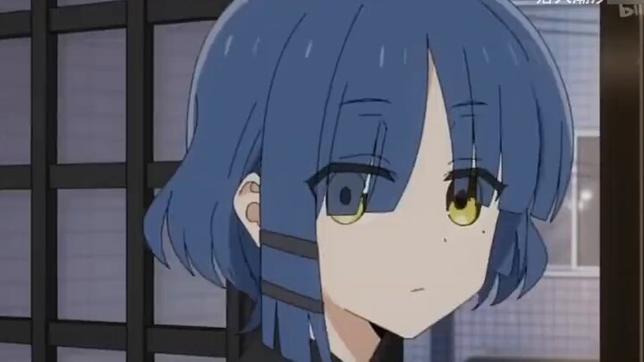 Check out those yellow-haired bad girls in anime