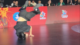 河南街舞女孩，舞技超群，动作行云流水！