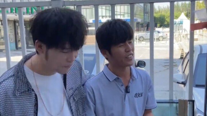 สองเจย์โชว์เหรอ?!
