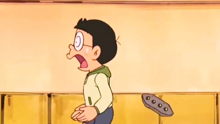 #哆啦A梦 用黄瓜赢下接力比赛