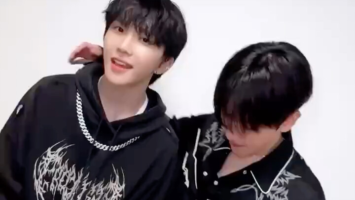 جين يون هو × بينغ بوه شيان تحدي الرجل اللطيف