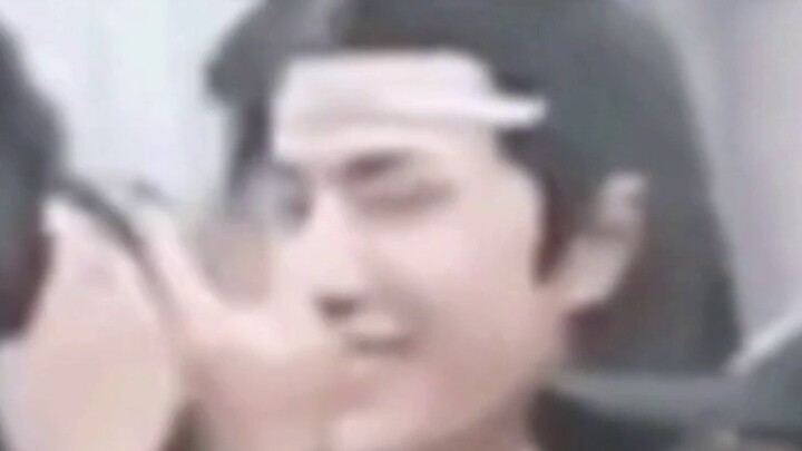 ป๋อจวินอี้เซียวมีจริง! วันนี้ฉันถูกกระแทกจนตาย!