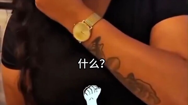 Người đàn ông giả vờ để quên ví ở nhà, thử xem bạn gái có chịu thanh toán không