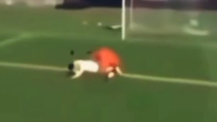 هذا الحارس قذر حقًا!