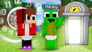 Baby Mikey & JJ found TIME MACHINE and TIME TRAVEL to dinosaurs in Minecraft challenge Maizen Mazien