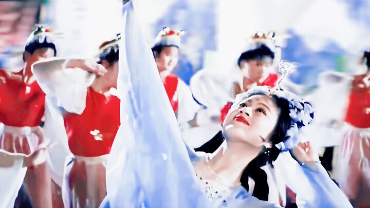 Những màn múa dâng của mỹ nhân xưa, từ điệu múa đến thần thái đều đẹp đến thế, sao bây giờ lại chẳng