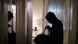 他用橘子砸了一下犯人的脸 便一口断定此人是无辜的