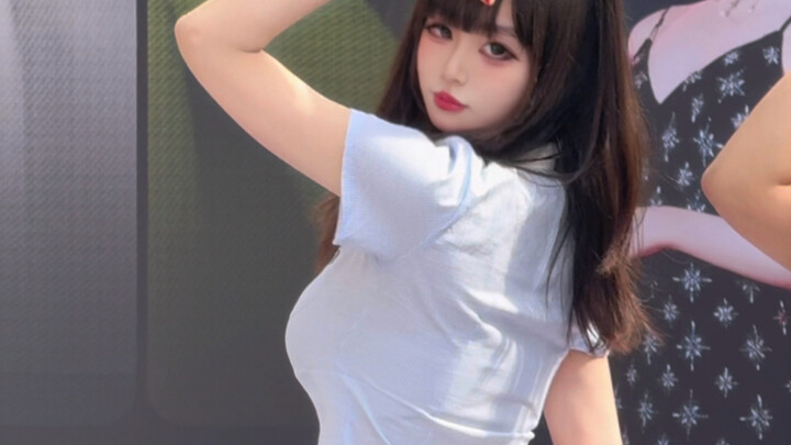 (>₃<)੭ Is it even possible to be any cuter?! NOT CUTE ANYMORE - illit