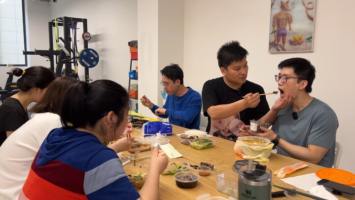 200-Lb Diet Swap Day 3: Lunch with the Team at Work