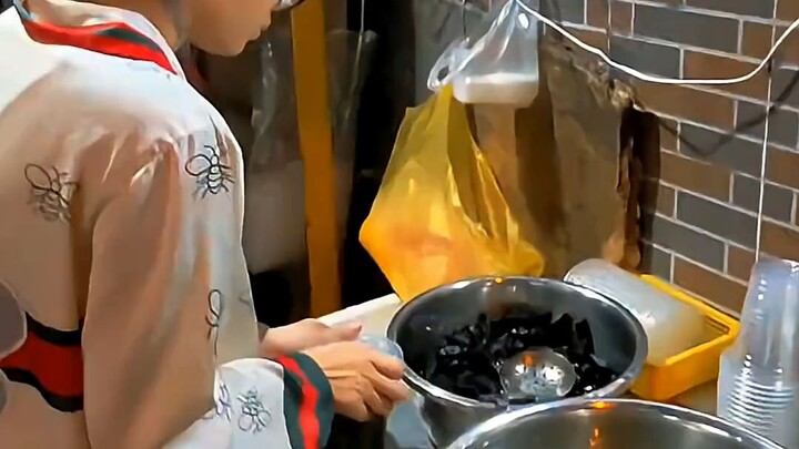 Ở Sài Gòn xâm mới đỉnh hơn trà Sữa ..