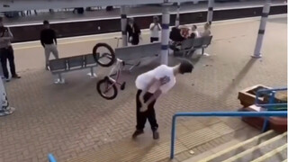 理想很丰满，现实很骨感。