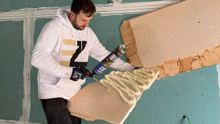 กระบวนการผลิตผนังเลียนแบบหินจากปูนซีเมนต์