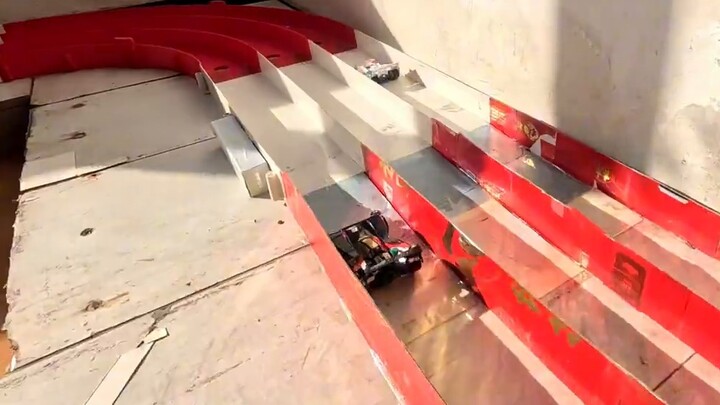 Is the variable rear wing useful? A battle of skills between the Prince of Curves and the Sonic God 