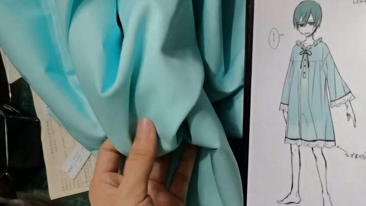 Jika tidak ada kesempurnaan, mana yang lebih penting, restorasi warna atau tekstur kain? Ini masa pa