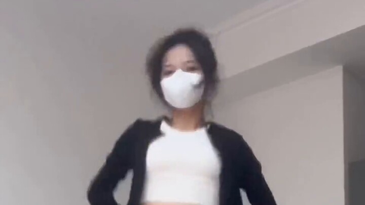 【ITZY｜sneakers】First-year high school PE class, but I slacked off and jumped out of my sneakers...